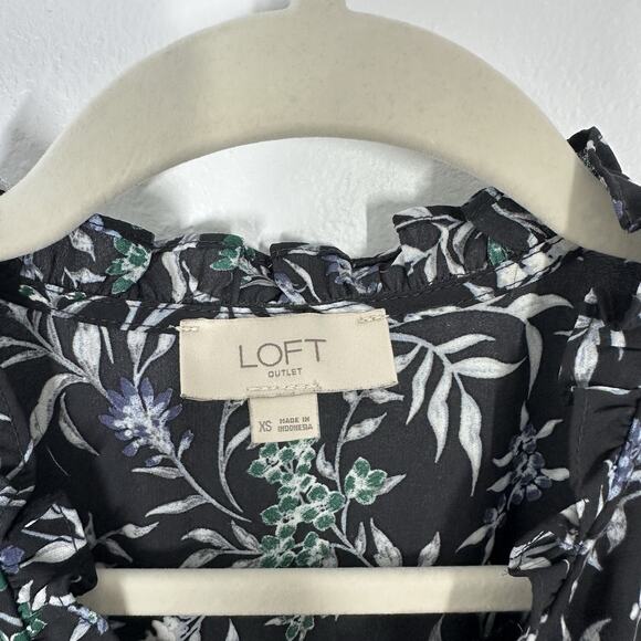 Loft Womens XS Dark Floral V-neck Long Sleeve Career Workwear Blouse Semi Sheer - Picture 3 of 5